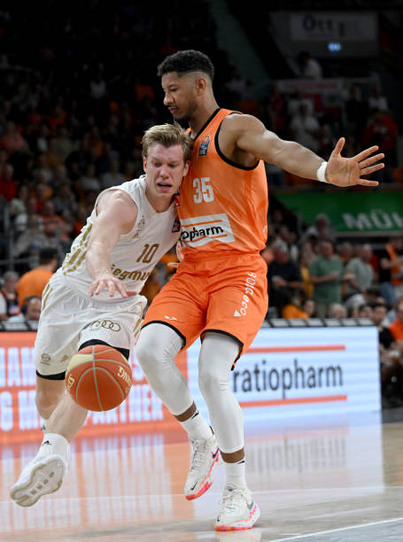 扳平甚至反 扳平甚至反