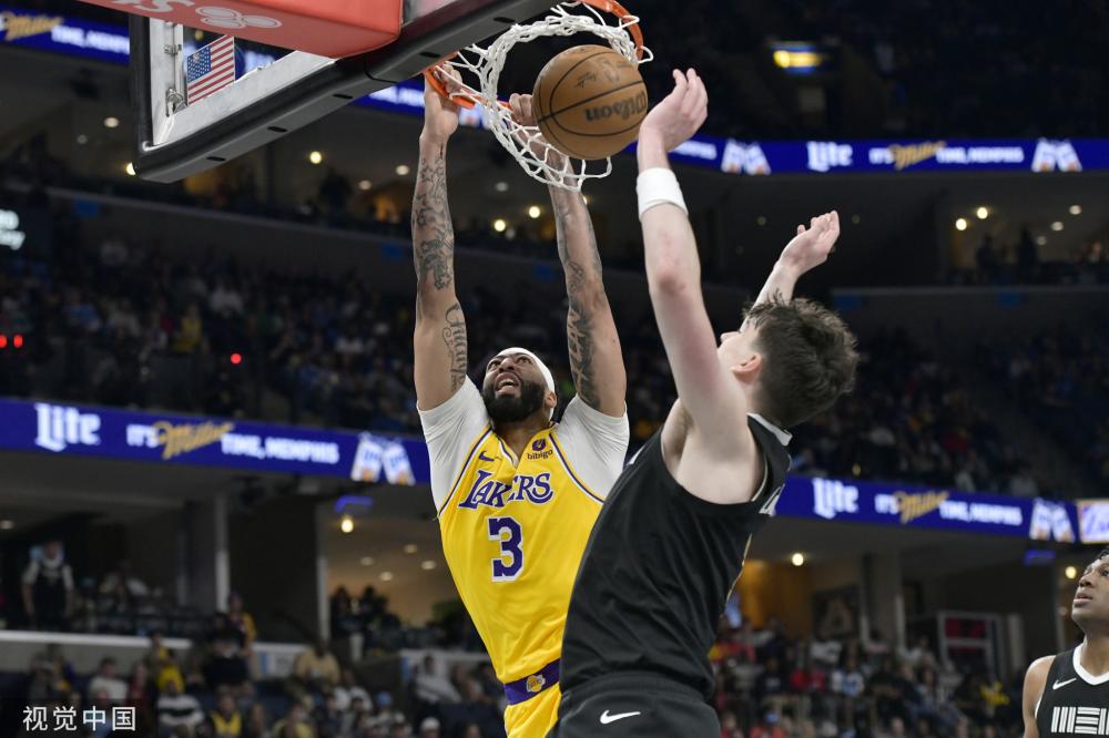 他在商业领 他在商业领