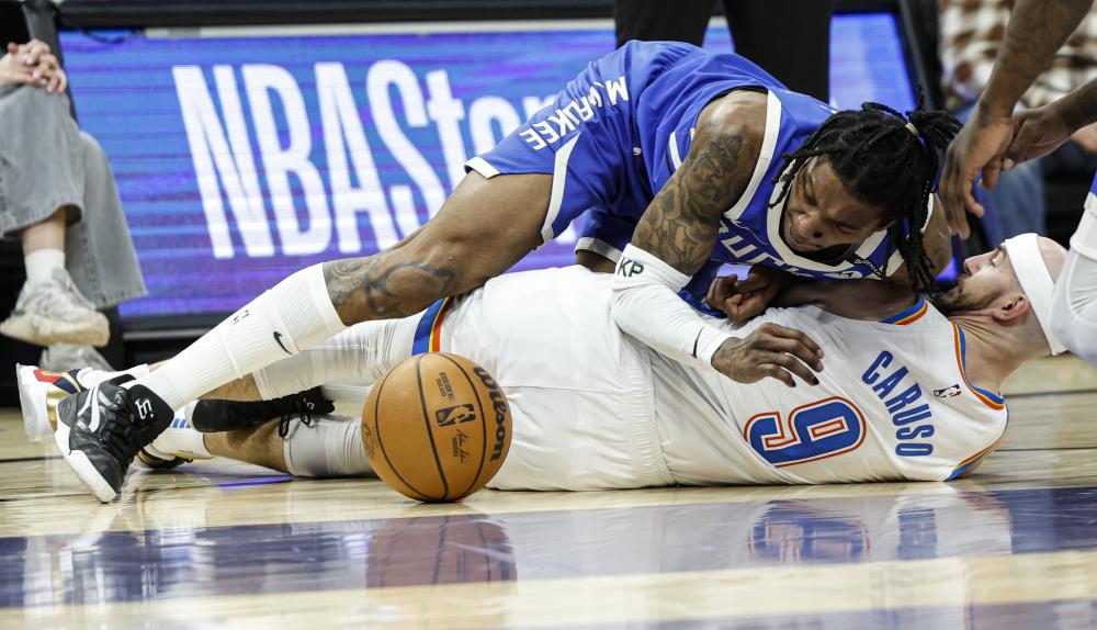 雄鹿VS湖 雄鹿VS湖